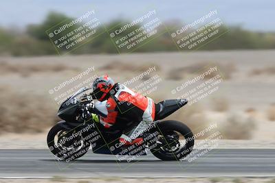media/May-05-2025-Moto Forza (Mon) [[3c1838c5e5]]/2-B Group/Session 3 (Panning Test Turn 14 Inside)/